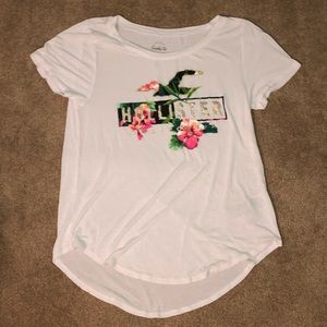 Hollister Tops - Hollister T-Shirt Hollister Tops - Hollister T-Shirt